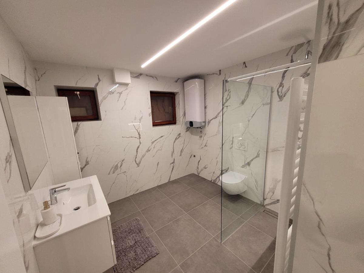 The Setting Sun Apartment Umag Ngoại thất bức ảnh