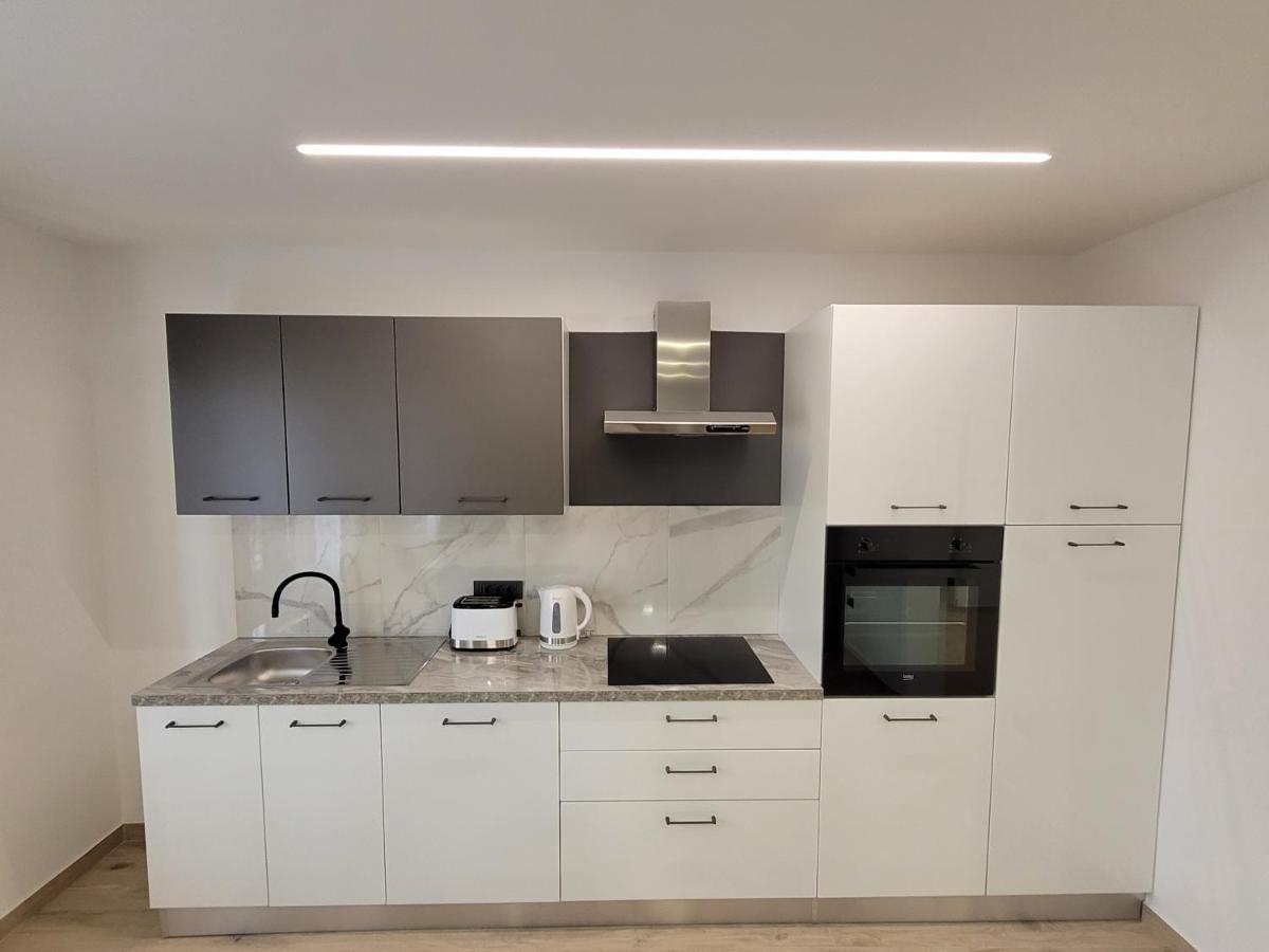 The Setting Sun Apartment Umag Ngoại thất bức ảnh